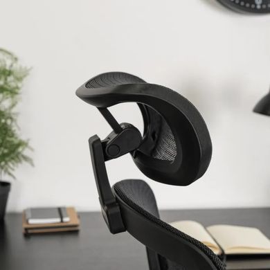 Стілець офісний поворотний MEBEL ELITE ROMEO Чорний жива фотографія